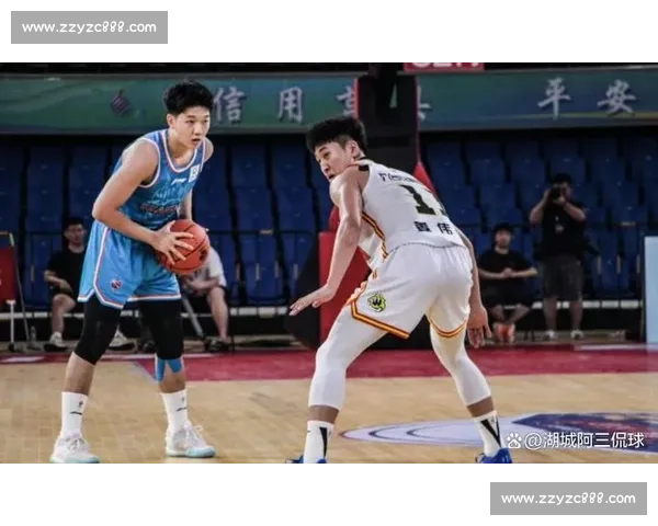 山东男篮外援团灭!邱彪掀青春风暴,6 新人竞逐 14 名额 山东男篮外援团灭!邱彪掀青春风暴,6 新人竞逐 14 名额