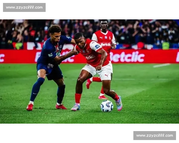 法甲巨头或迎新主帅传闻四起,谁将接棒兰斯 法甲巨头或迎新主帅传闻四起,谁将接棒兰斯