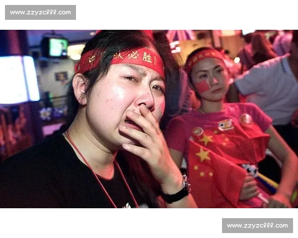 狂喜与泪水交织,世界杯球迷情感大爆发! 狂喜与泪水交织,世界杯球迷情感大爆发!